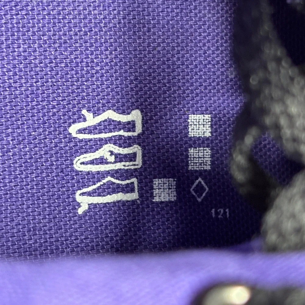 Converse Black, Purple and White Sneakers animal print Vibrant Purple Lining 6.5 - Picture 8 of 9